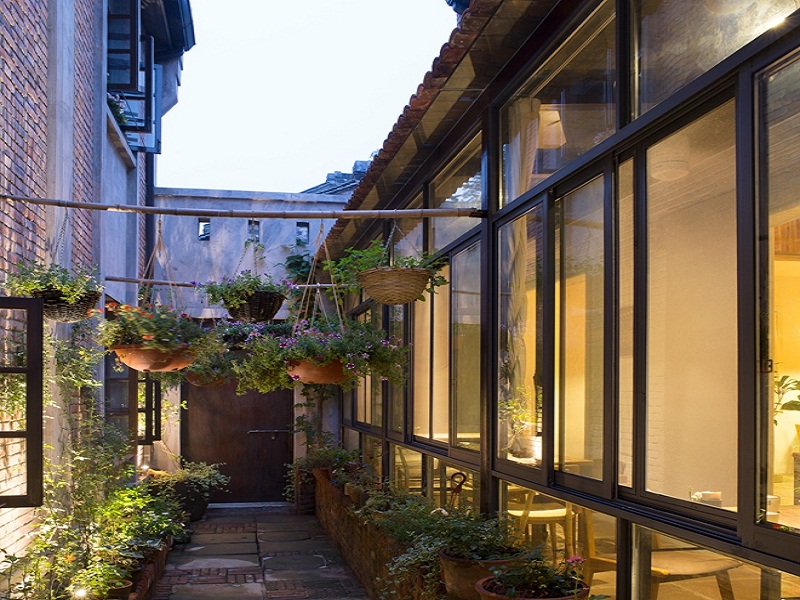 原生建筑的花迹酒店