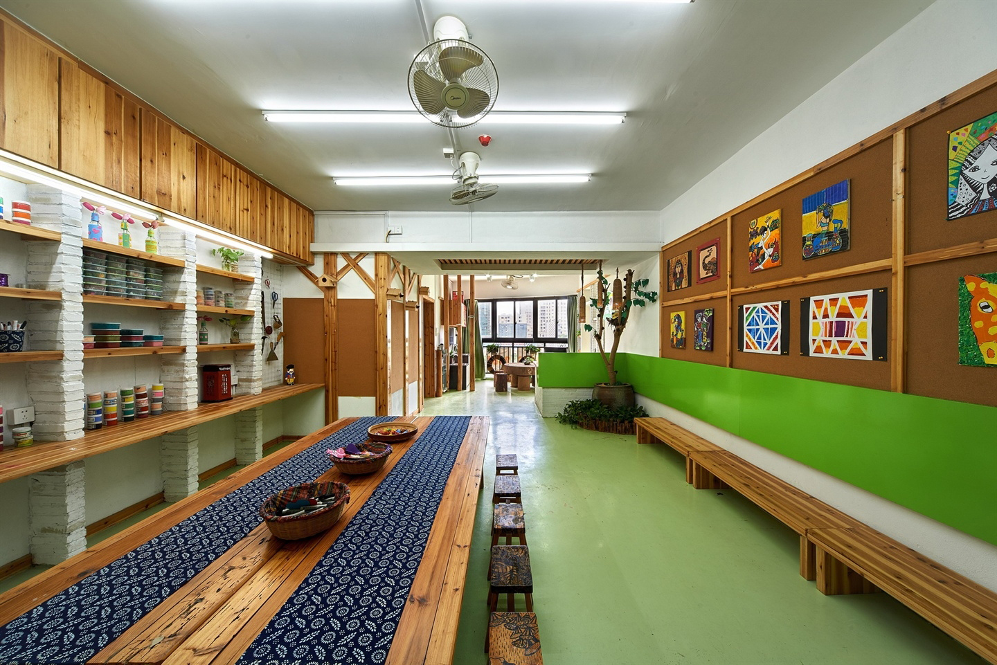 幼儿园塑料地板有哪些优势 如何选择幼儿园塑料地板